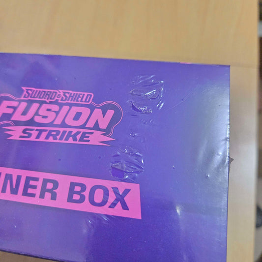 Fusion Strike Elite Trainer Box (Torn Shrink Wrap)