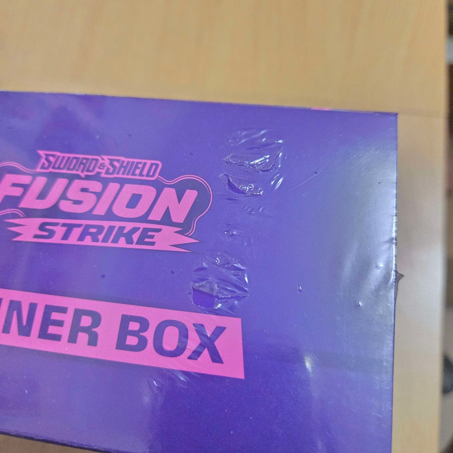 Fusion Strike Elite Trainer Box (Torn Shrink Wrap)